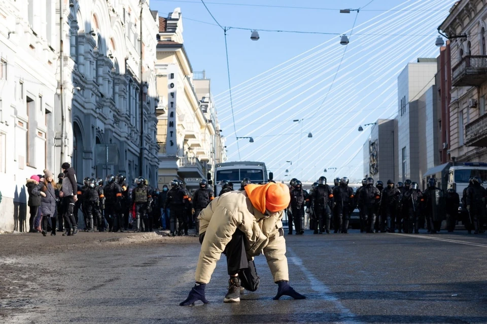 23 января во Владивостоке за участие в митинге задержали 12 подростков. Фото: Анастасия Ярошенко