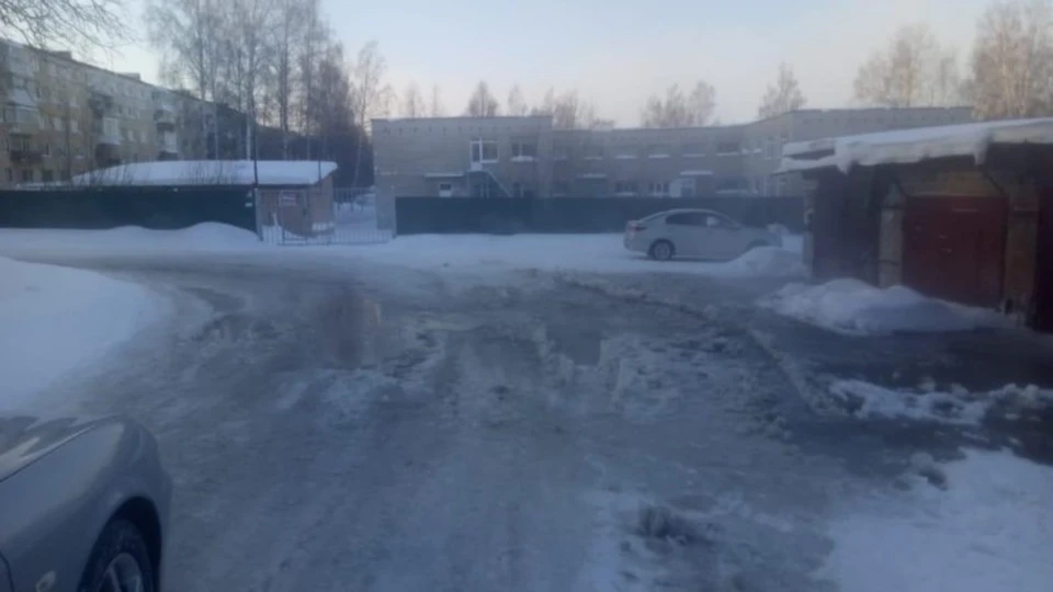Сейчас на месте работают бригады Томскводоканала, они проводят ремонтные работы. Фото: пресс-служба городской мэрии.