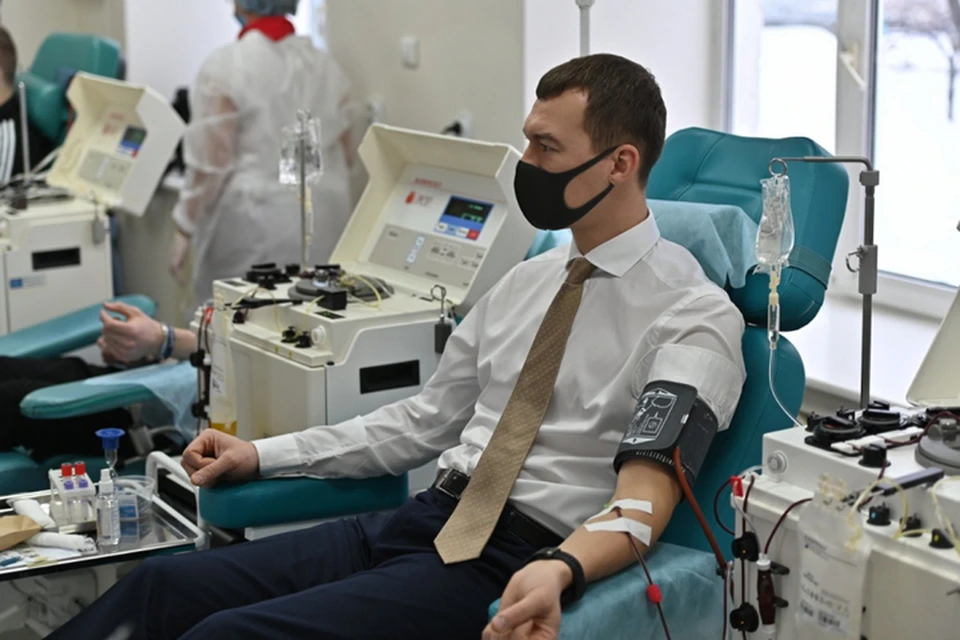 Врио главы края сдавал плазму в ноябре 2020 года, ее успешно перелили пациентке 10-й горбольницы