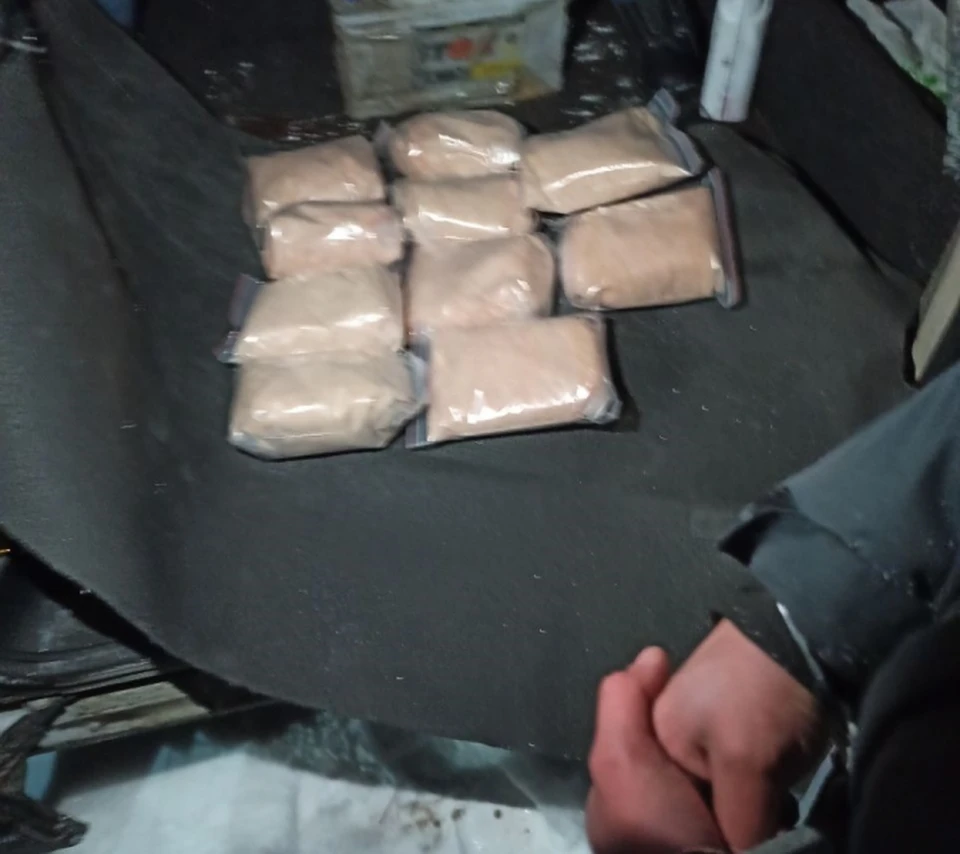 Полицейские изъяли из продажи более 20 килограммов наркотиков в Ижевске