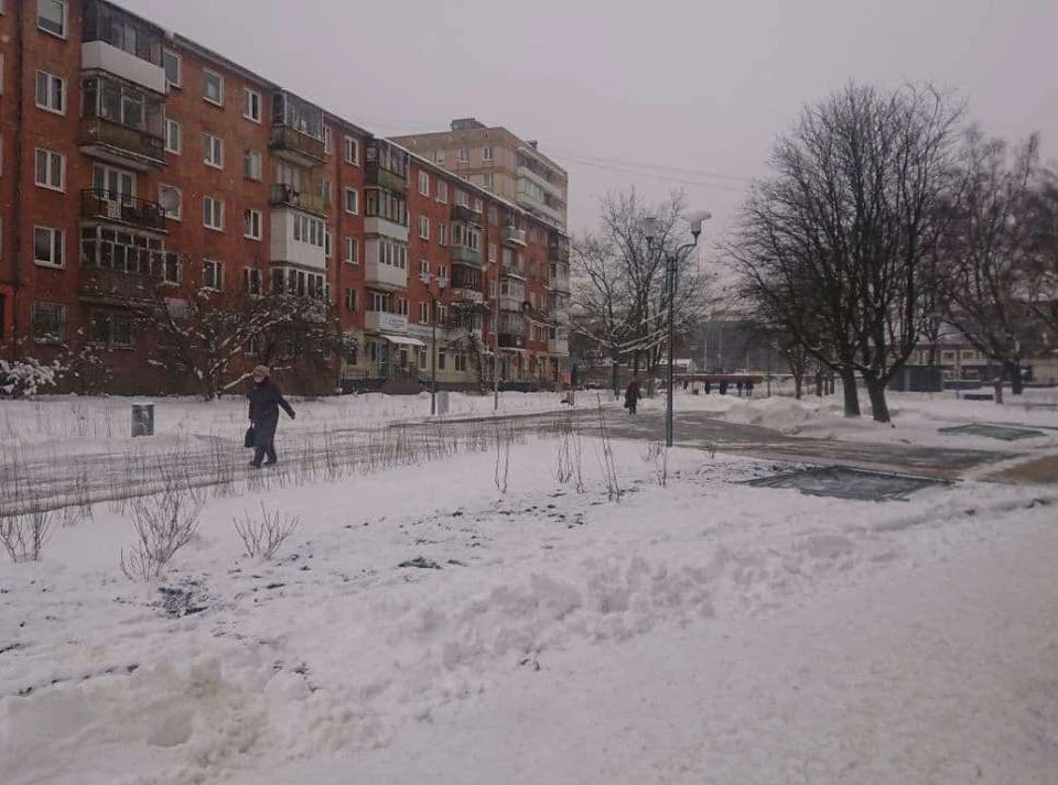 На улице Рокоссовского убрали забор.