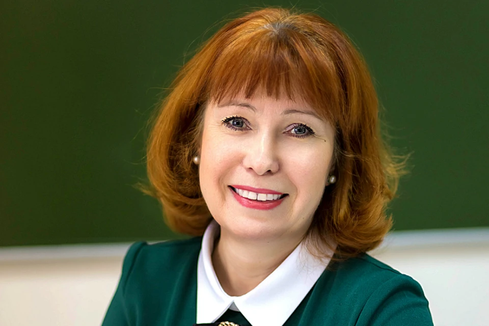 Директор шелеховской школы №4 Людмила Прохоренко также отбивалась от звонков коллекторов.