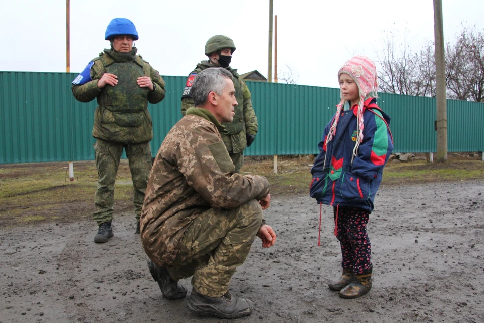 Украинский солдат был поражен тем, что не увидел в поселке военных объектов