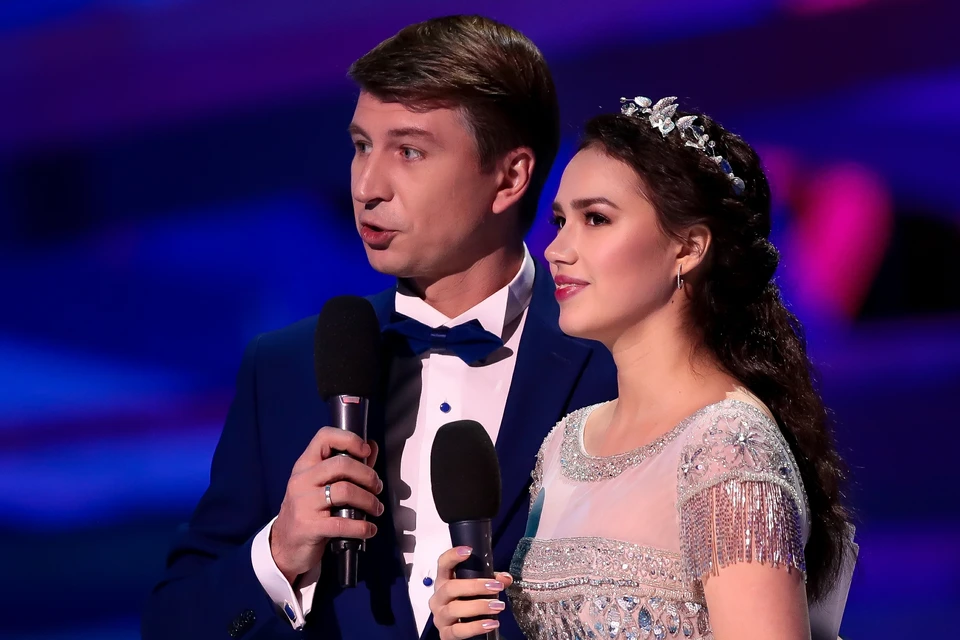 В команде Алины Загитовой на Кубке Первого канала есть свой соведущий - Алексей Ягудин.