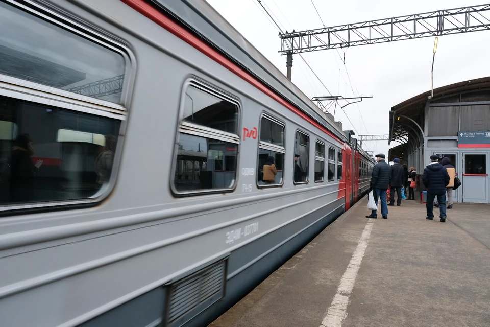 На Старой Деревне электричка сбила пешехода
