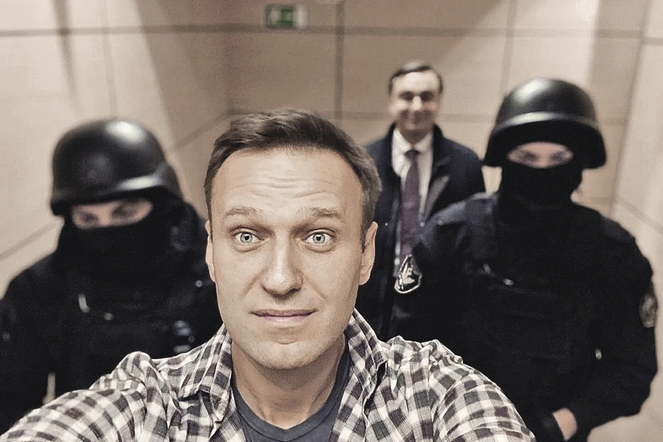 Над Навальным было несколько судов, которые заканчивались условным сроком, пока в феврале ему не вынесли окончательный приговор. Фото: navalny/Instagram