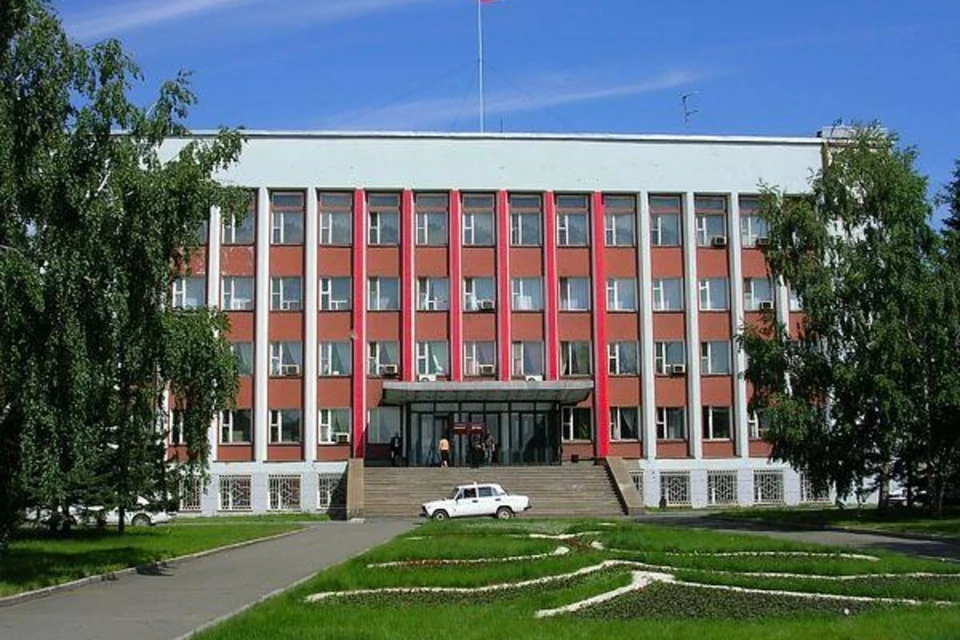 На сайте администрации Бийска опубликовали сразу несколько вакансий.