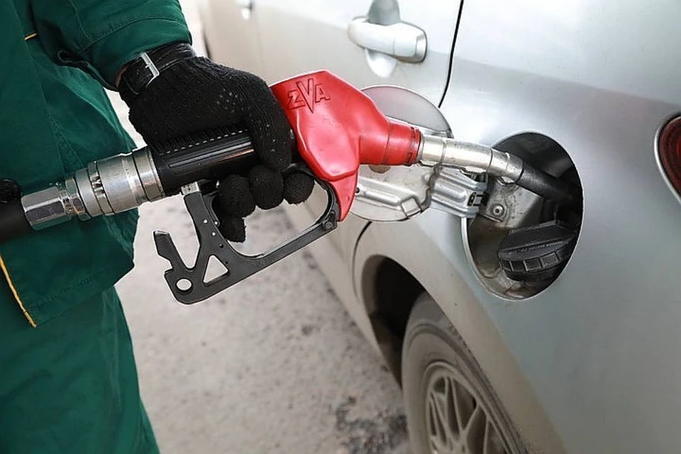 "КрайсНефть" возобновила продажу бензина марок АИ 95 и АИ 98 в Иркутске.