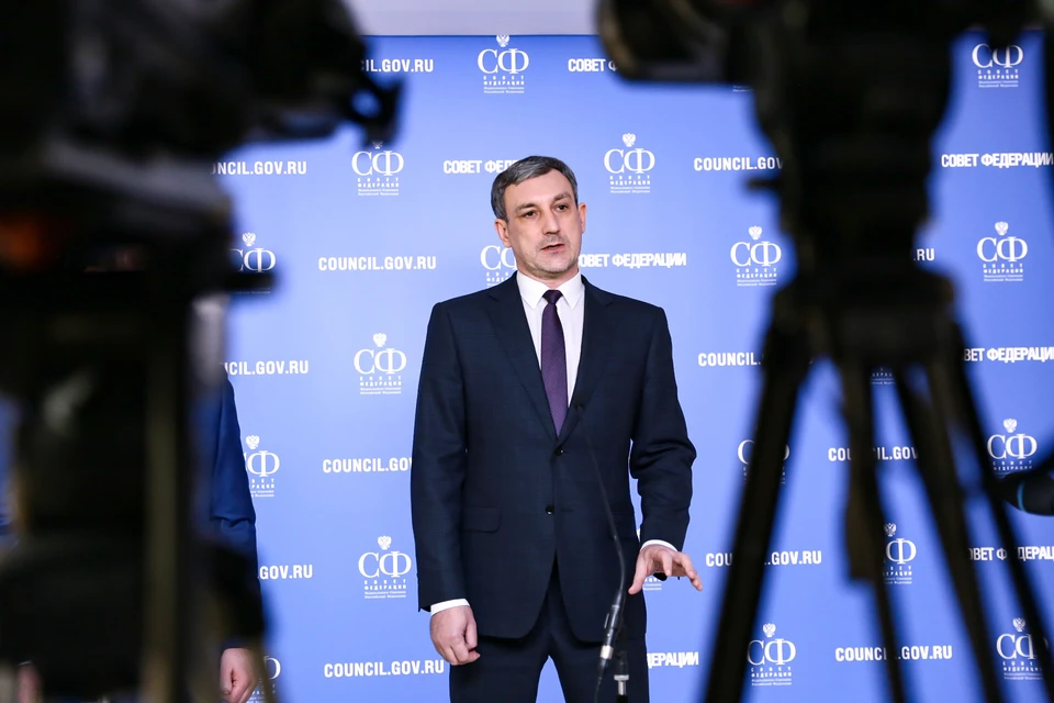 Губернатор Василий Орлов рассказал об итогах Дней Амурской области в Совете Федерации. Фото: пресс-служба правительства Амурской области.