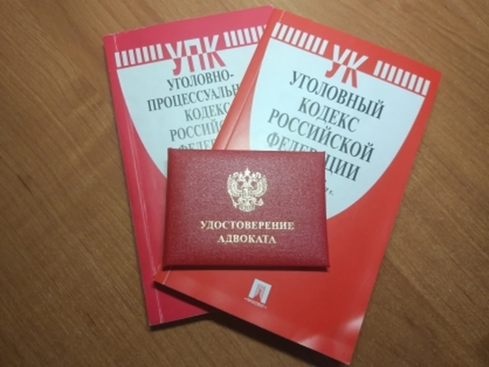 После таких махинаций женщина теоретически может и статуса адвоката лишиться.