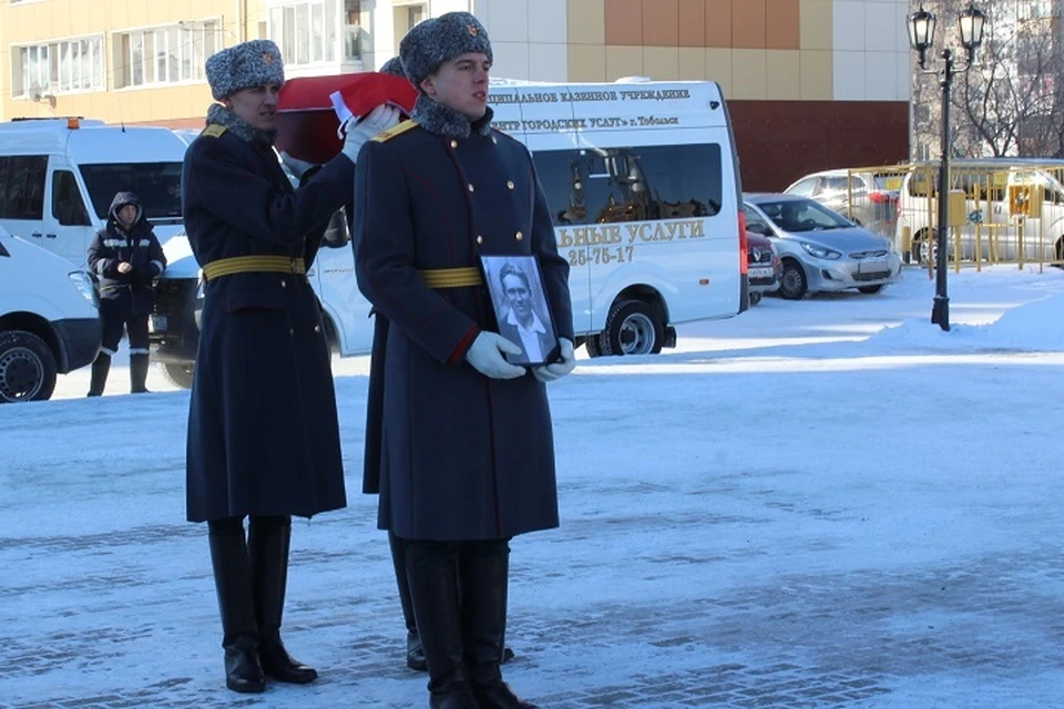 В Тобольске родственникам передали останки красноармейца Михаила Балина