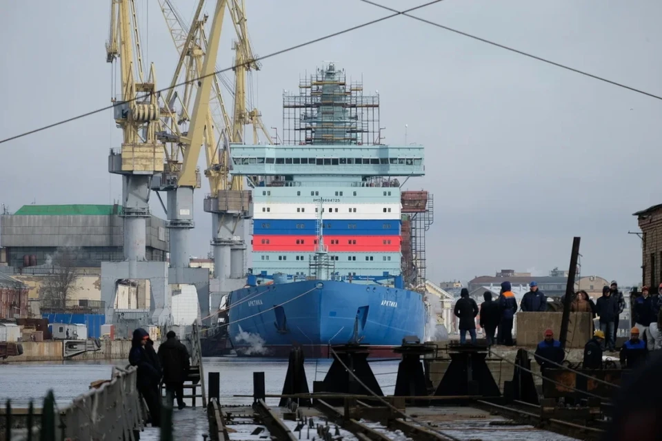 Смольный планирует ежегодно получать свыше 100 млрд рублей в бюджет Петербурга за партнерство с арктическими регионами.
