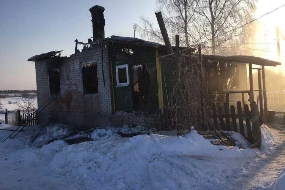 Фото Сгоревшего Дома В Деревне