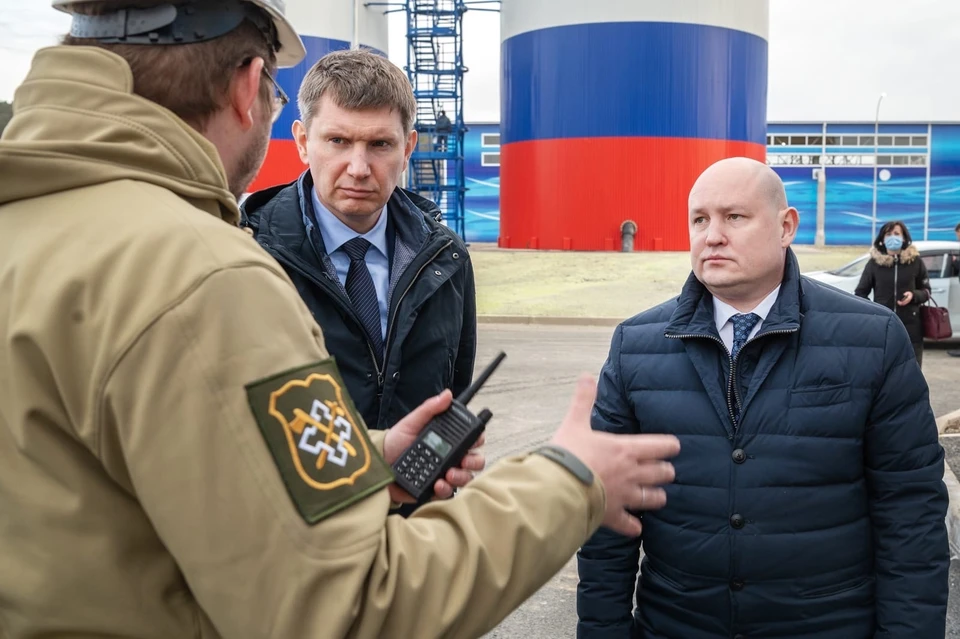 Михаил Развожаев и Максим Решетников посетили водозабор на реке Бельбек