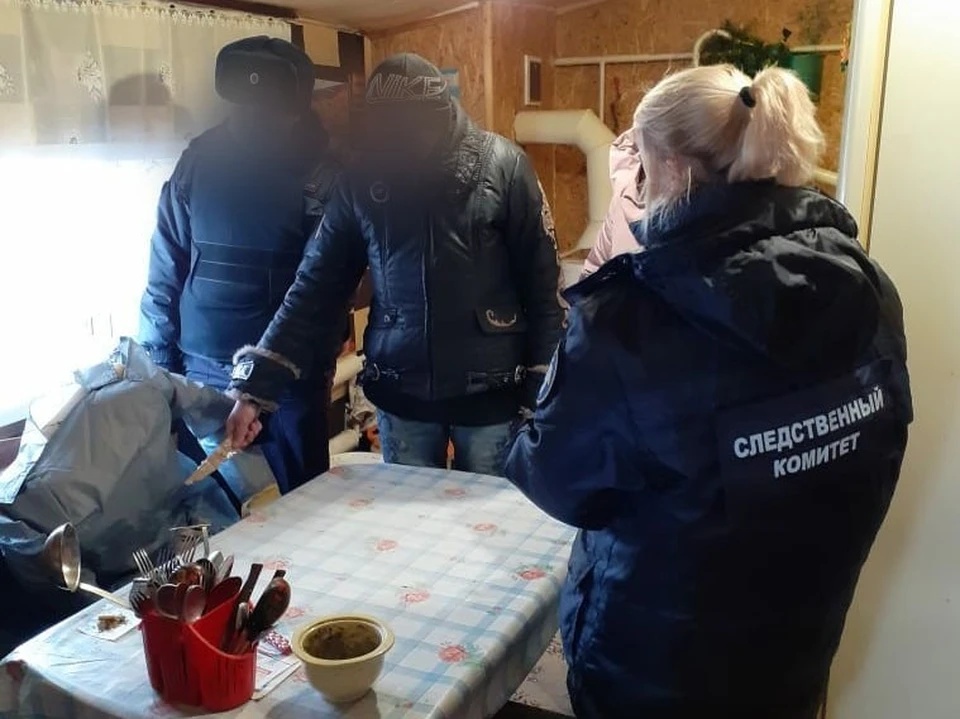 Жительница Саратовской области зарезала сожителя