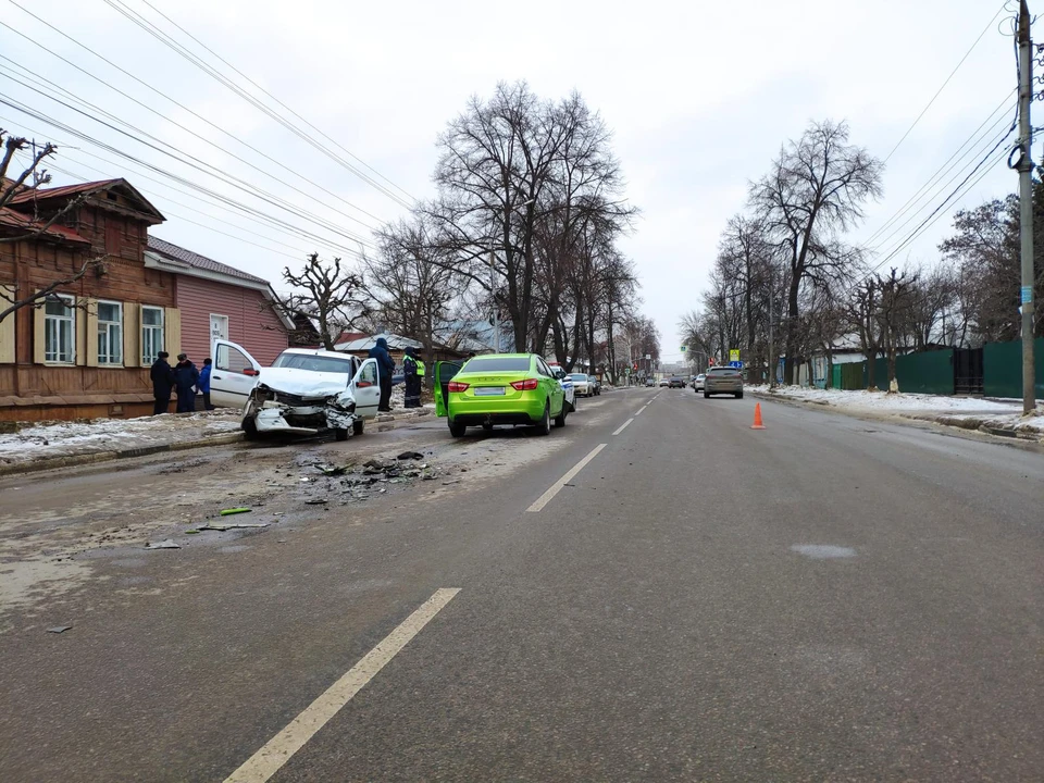 Водители автомобилей в ДТП не пострадали