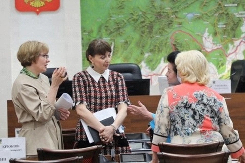 На встрече специалисты обсудили насущные вопросы дистанционного образования7