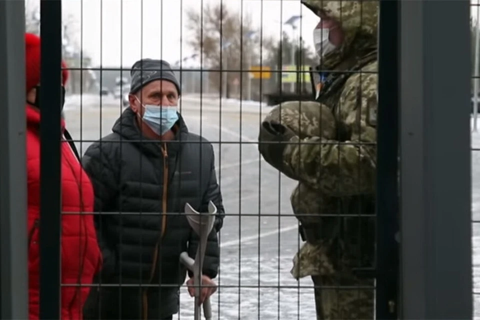 В Донбассе из-за пандемии коронавируса были закрыты пункты пропуска. Фото: ГПСУ