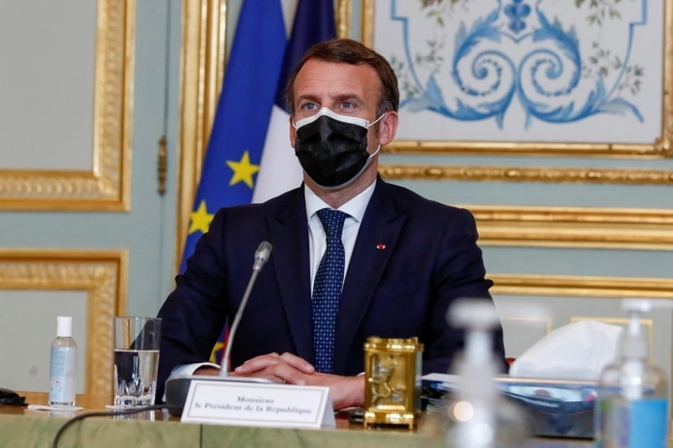 Президент Франции Эммануэль Макрон на пресс-конференции по итогам онлайн-саммита ЕС