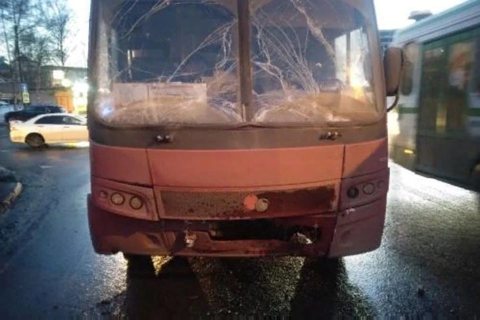 В Ярославле столкнулись автобус и маршрутка