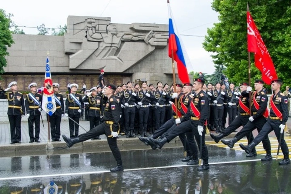 С 3 по 9 мая в Ростове пройдут репетиции парада Победы.