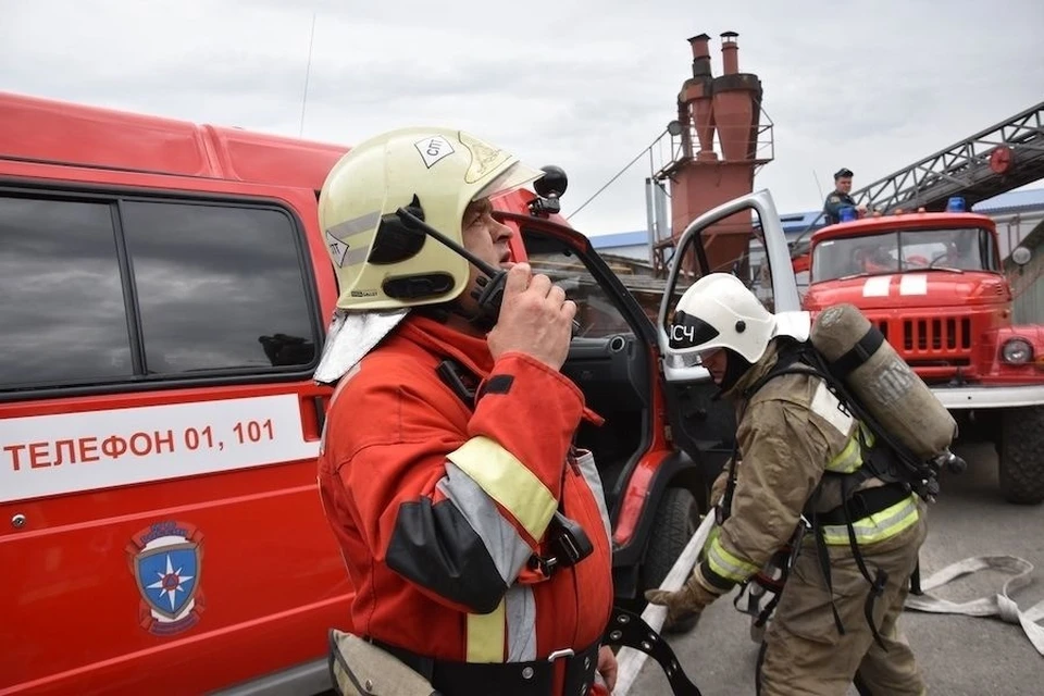 Пожарная тюмень. Мебель для МЧС. Пожар на Новаторов 84. Пройдено пожаром на территории Тюменской. МЧС Тюмень телефон.