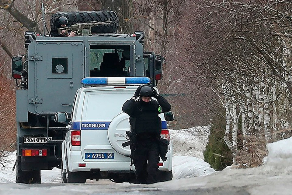 Дом в Мытищах, где засел и отстреливался Владимир Барданов, брали штурмом