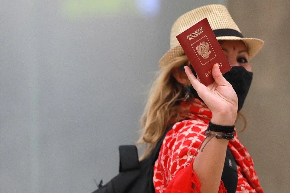 Для российских туристов уже открыты больше двух десятков стран.
