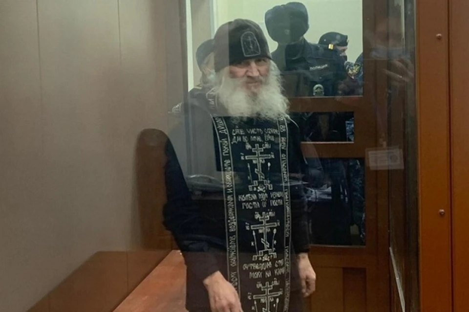 Адвокатам не удалось добиться освобождения бывшего схиигумена. Фото: Басманный суд Москвы