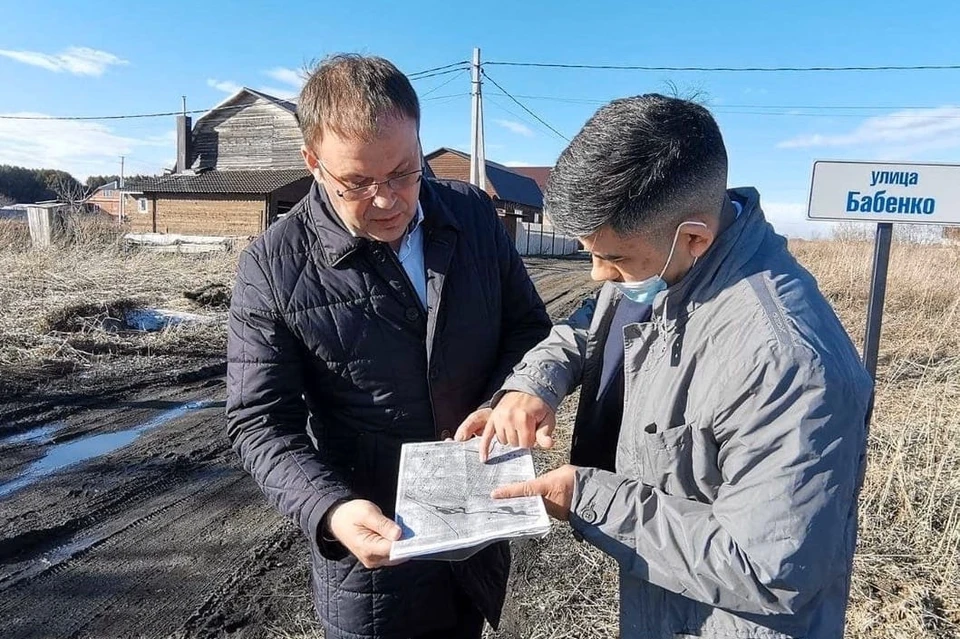 Встреча с жителями жилого района Пионер. Фото: Илья Середюк Instagram.