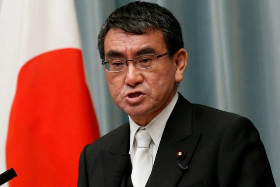 Министр по делам Окинавы и «северных территорий» Японии Таро Коно