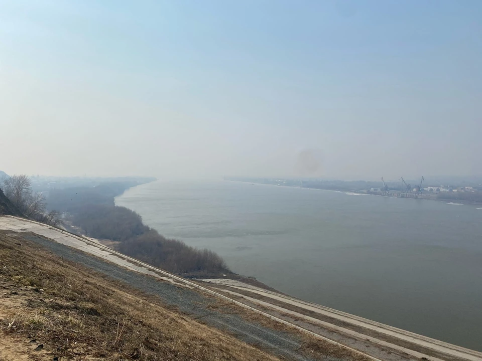 Тобольск накрыло плотным смогом из-за лесных пожаров. Фото - "[ТТ] Типичный Тобольск! [official page]" в ВК.