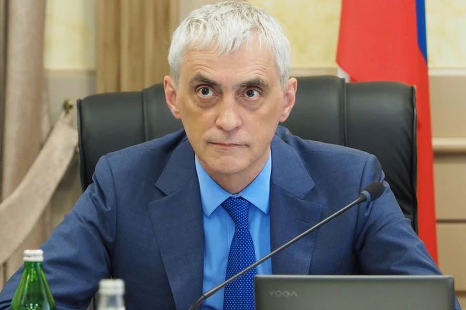 На заседании комитета Думы по образованию, культуре, науке, молодежной политике, СМИ и физкультуре под председательством Артура Насонова обсудили развитие волонтерского движения на Ставрополье и работу с молодежью.