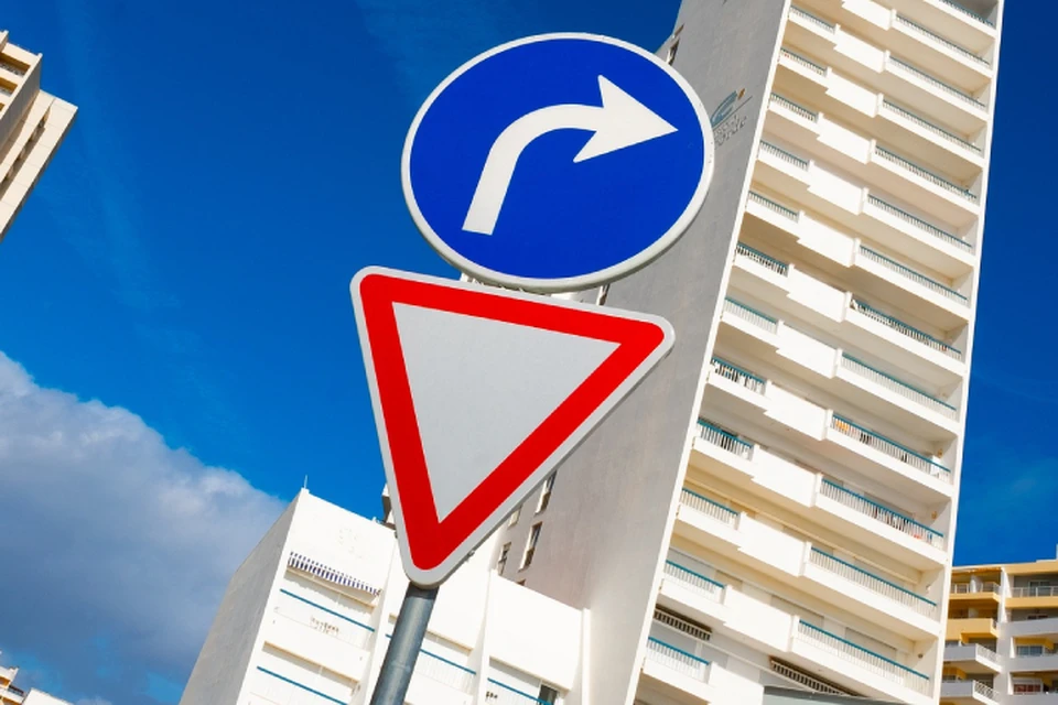 Такие знаки появились на пересечении нескольких кировских улиц. Фото: pixabay.com