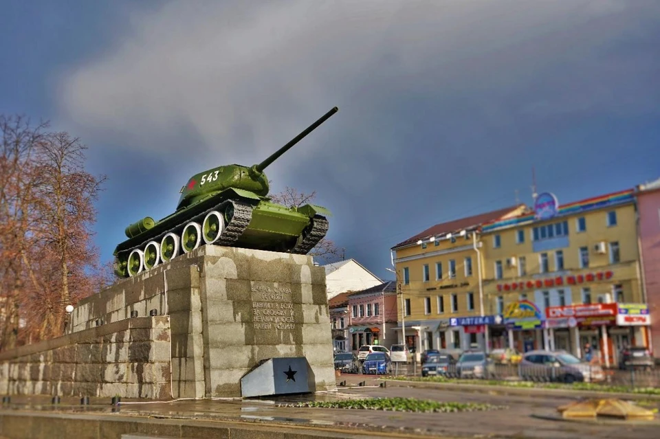 В Орле начали приводить в порядок танк «Т-34» в сквере Танкистов. Фото: пресс-служба администрации города