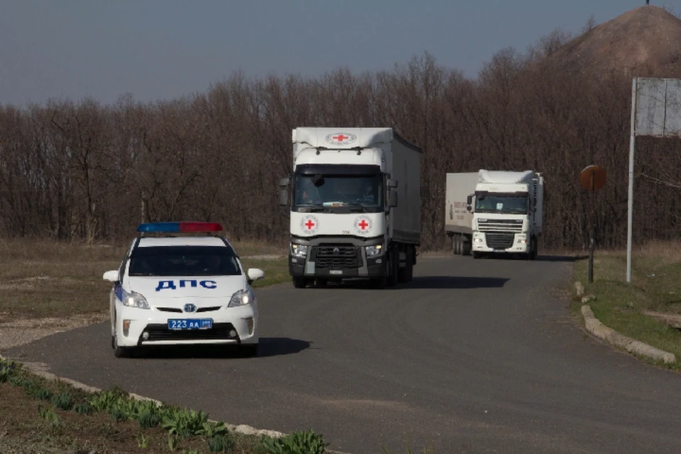 Международная организация отправила в Донбасс три грузовика с гуманитарной помощью