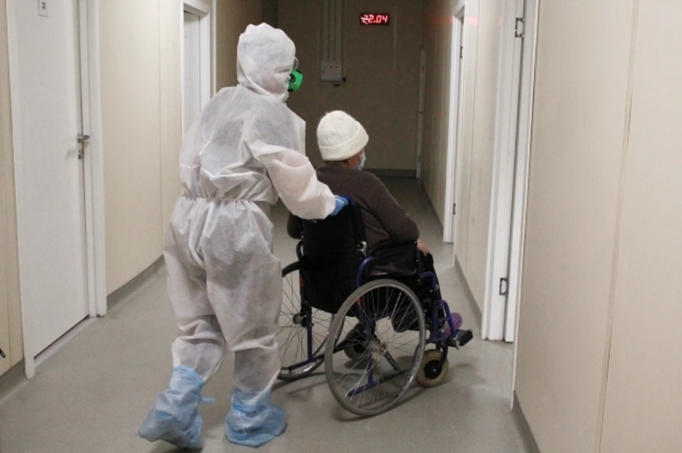 В общей сложности в Смоленской области под медицинским наблюдением находятся 2569 человек.