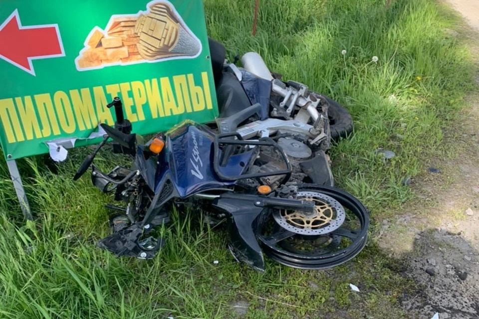Мужчина скончался на месте ДТП. Фото: отдел пропаганды ГИБДД по Ростовской области.