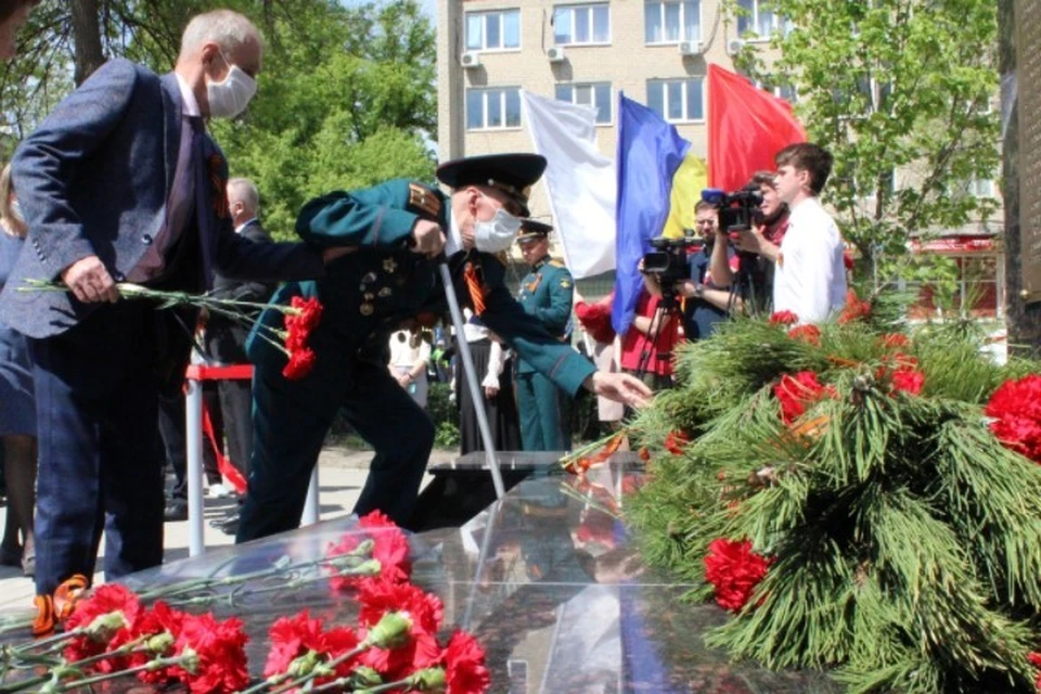 Теперь все пришедшие к памятнику смогут узнать о защите города от немецких захватчиков Фото: сайт правительства Ростовской области