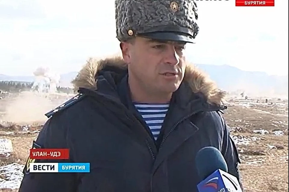 Новый начальник училища ВДВ возглавит колонну курсантов в параде на Красной площади. Фото: сюжет "Вести Бурятия".