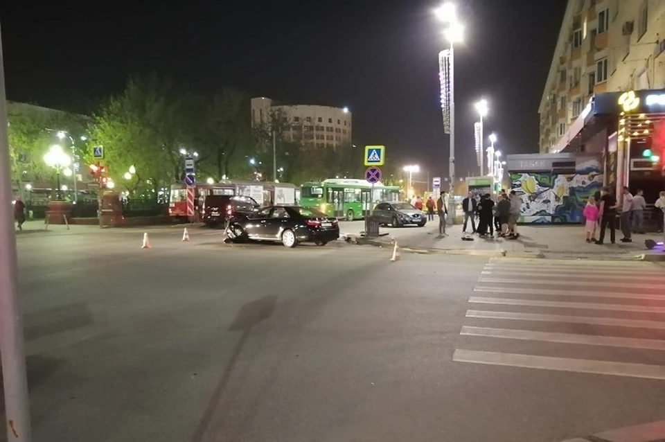 Водитель въехал в пешеходов после столкновения с другим автомобилем Фото: ГИБДД по Екатеринбургу