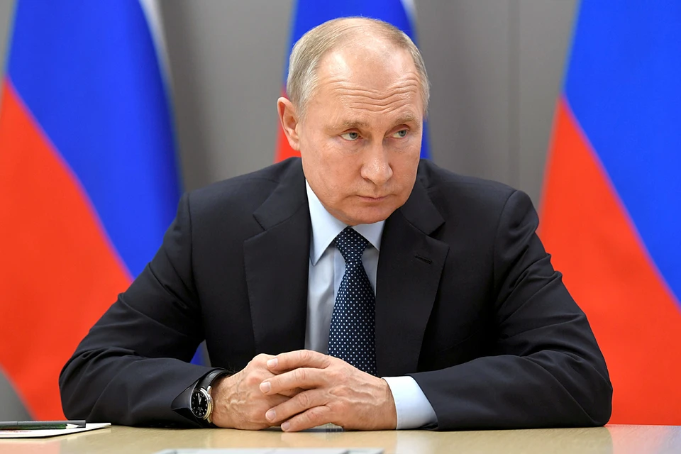 Путин поручил создать центр по изучению истории Великой Отечественной.