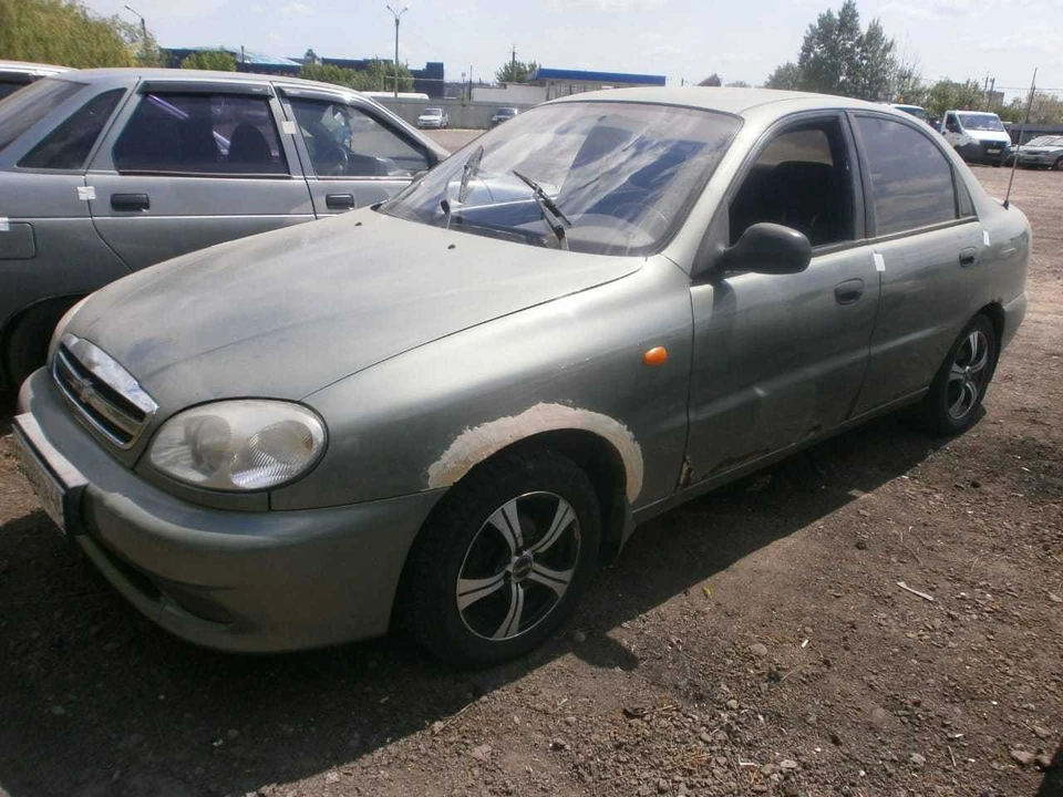 Угнанный из сервиса автомобиль