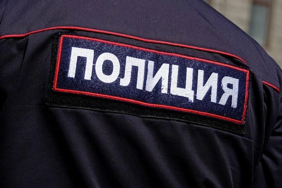 Грабитель напал на бизнесмена с отверткой.