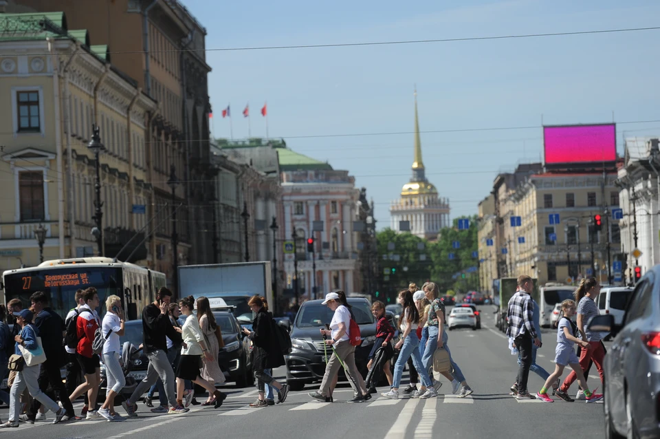 В Санкт-Петербурге 14 июня - преимущественно солнечно и до +21.