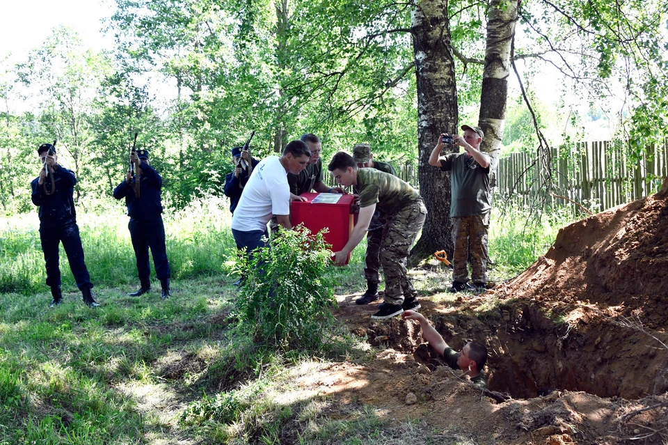 Перезахоронение красноармейцев в Старицком районе. Фото: ЗСТО