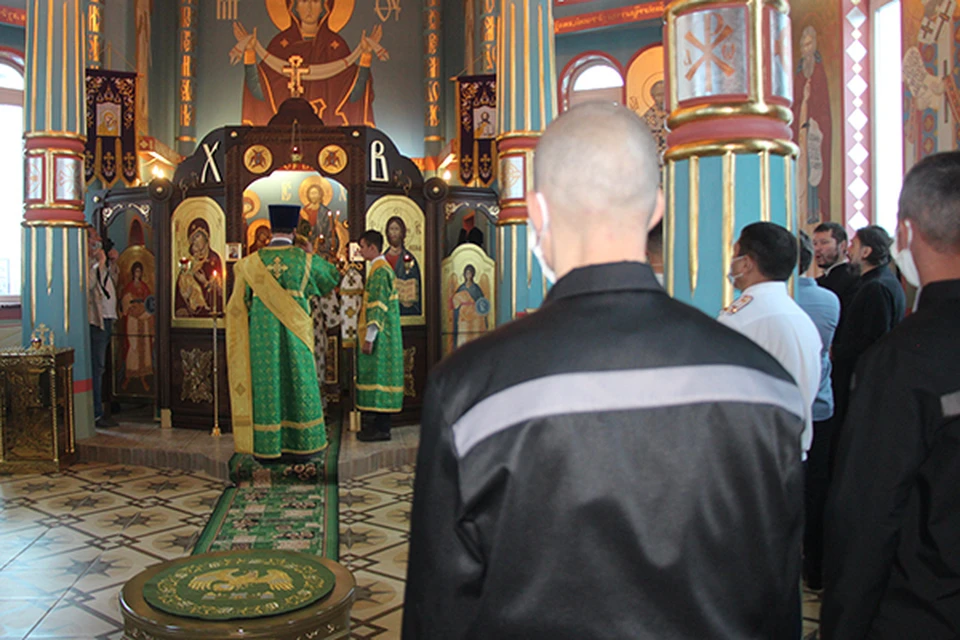Храм на территории ИК-19 в Иркутском районе освятили после масштабной реконструкции. Фото: ГУФСИН России по Иркутской области