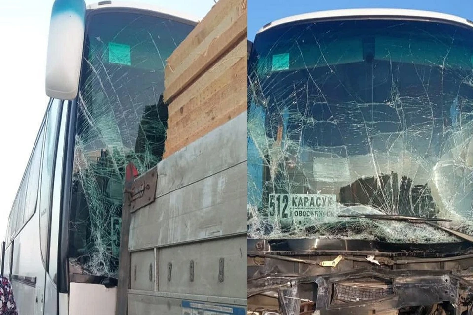 На трассе под Новосибирском пассажирский автобус врезался в грузовик. Фото: "АСТ-54".