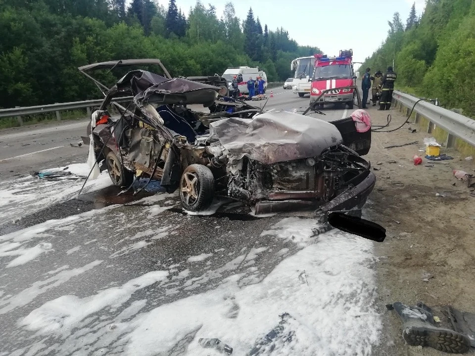 Водитель ВАЗа погиб на месте. Фото: ГУ МВД по Пермскому краю.
