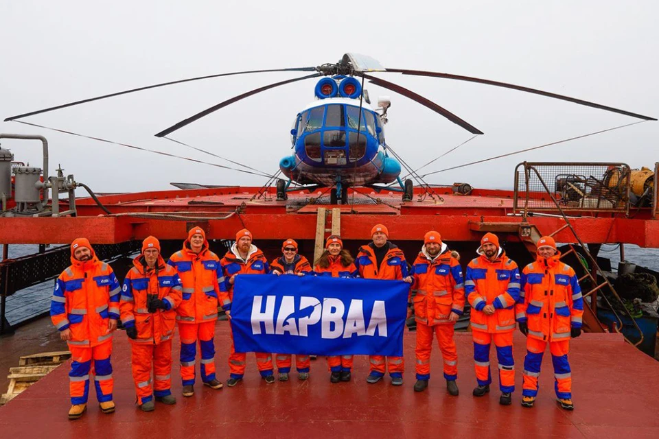 В порт Архангельска вернулась команда, которая в течение трех недель исследовала «морских единорогов» в российской Арктике. Фото предоставлено компанией «Газпром нефть».